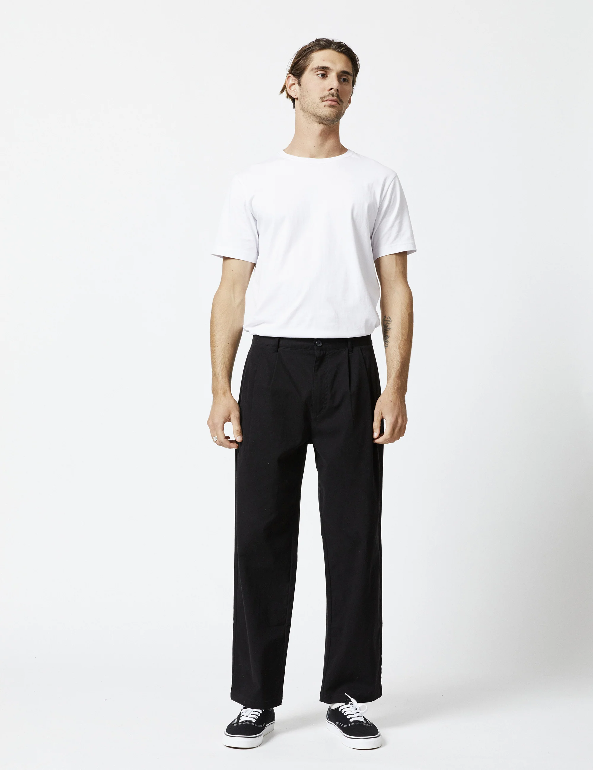 Brooklyn Pleated Pant - Black - Image 3