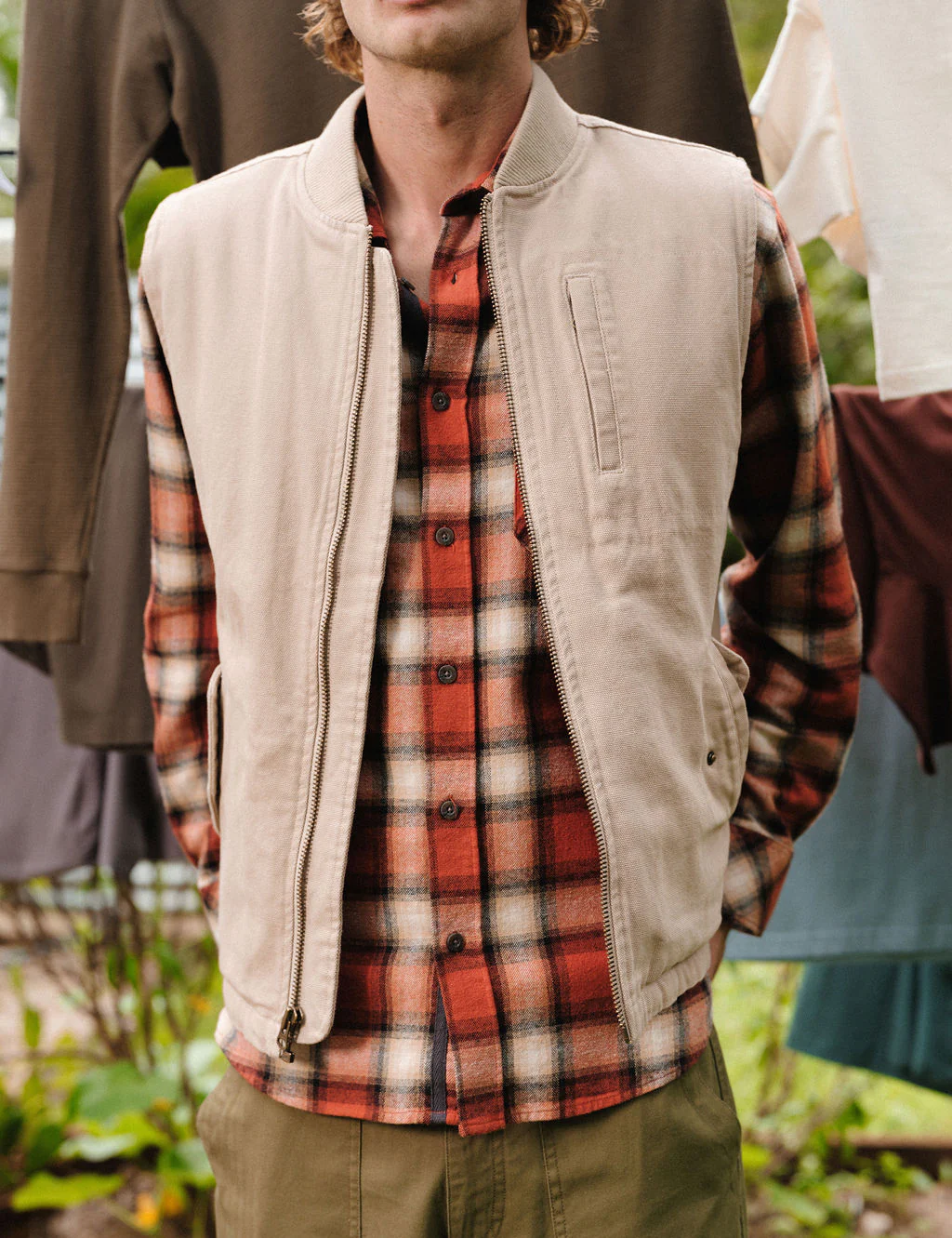 Rob Sleeveless Jacket - Stone - Image 3