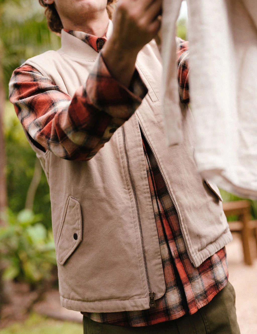 Rob Sleeveless Jacket - Stone - Image 4