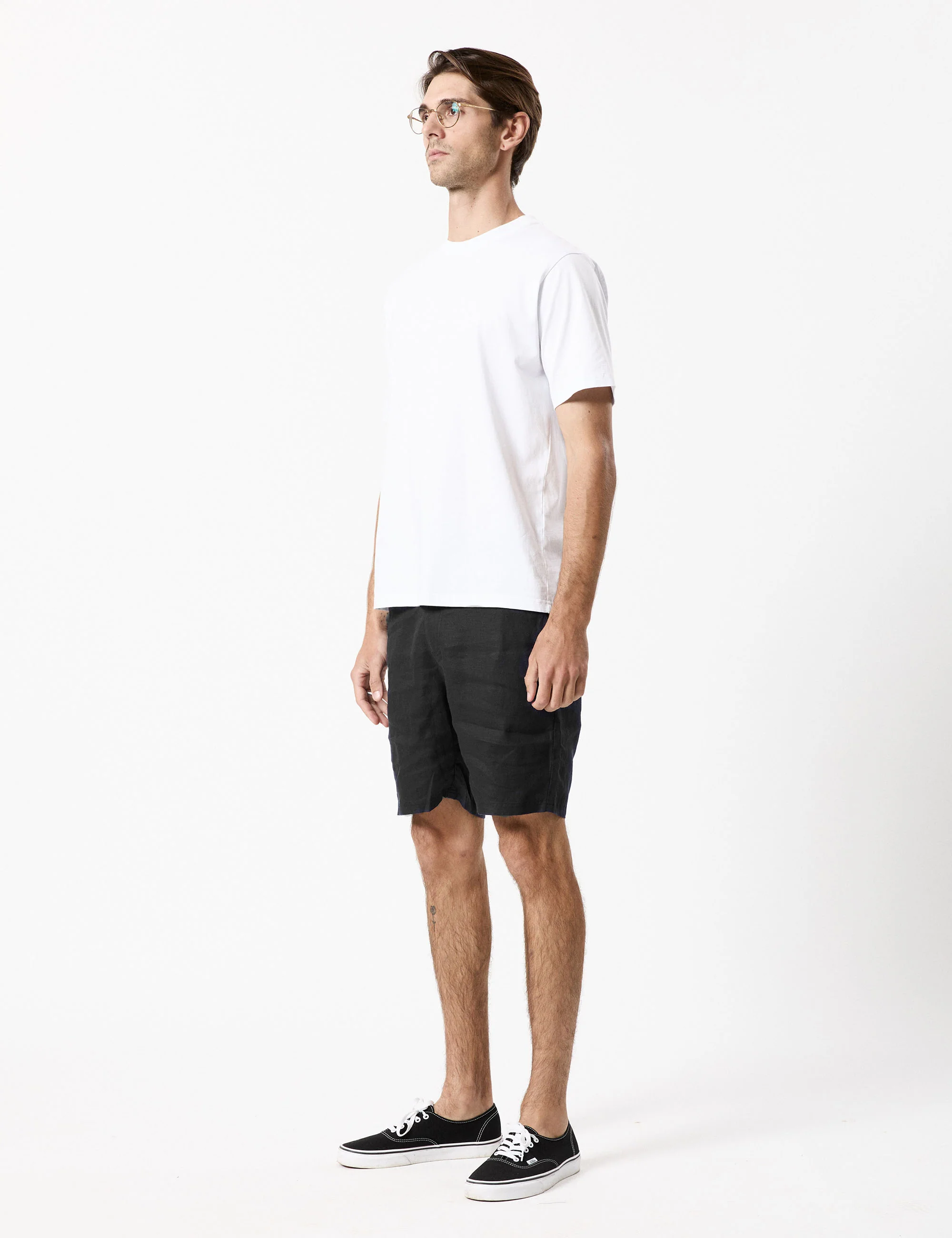 Tanner 3.0 Linen Shorts - Black - Image 11