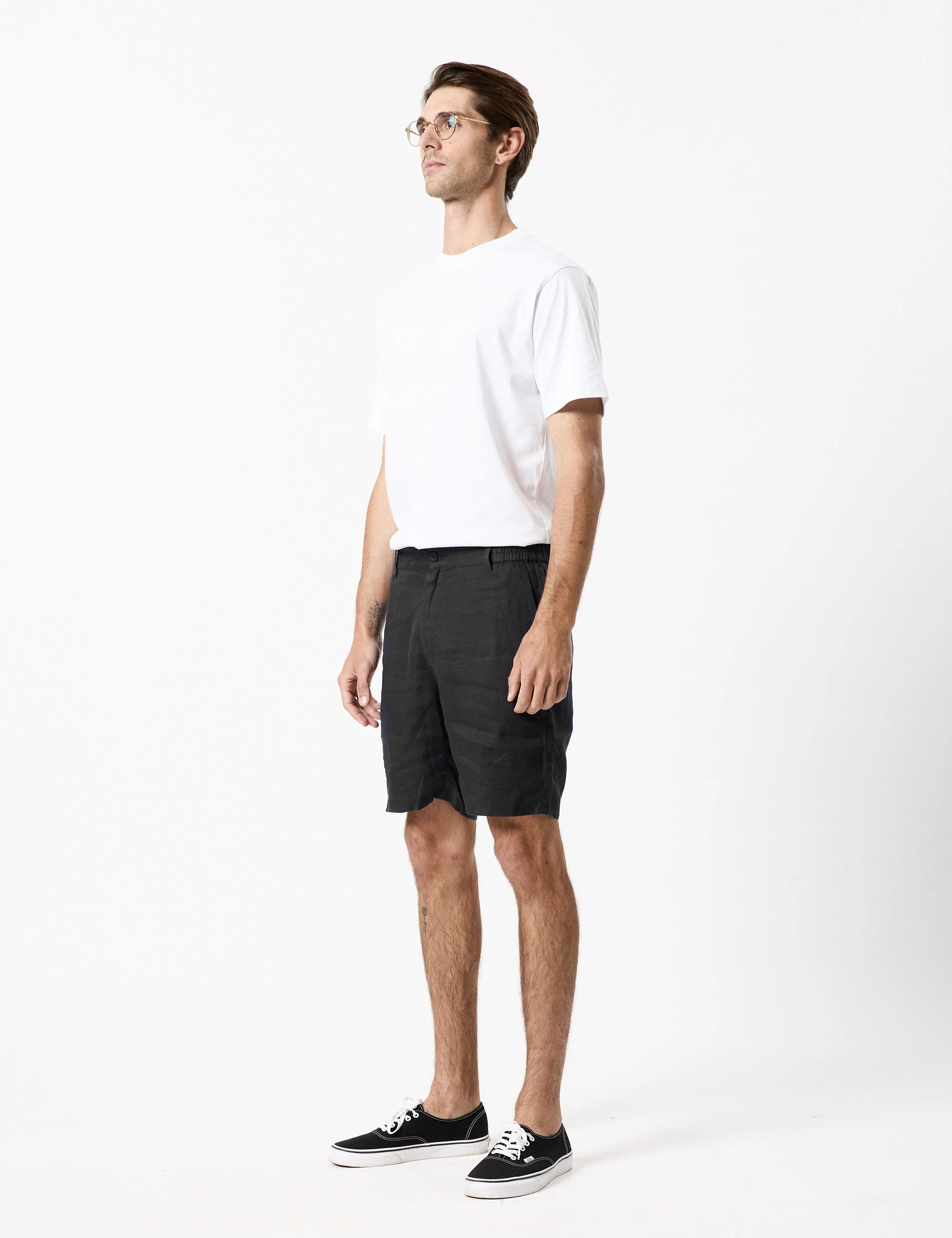 Tanner 3.0 Linen Shorts - Black - Image 6